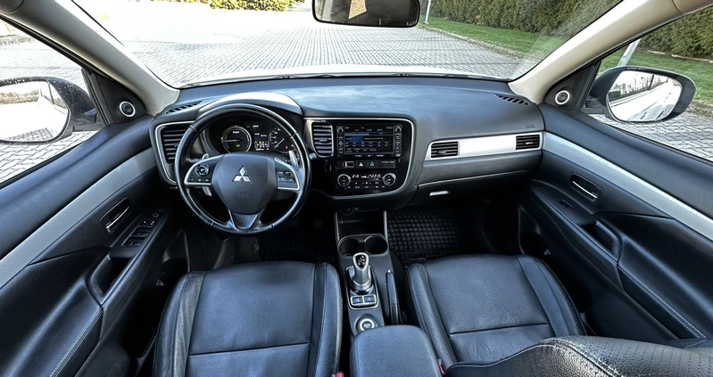 Mitsubishi Outlander cena 58999 przebieg: 226361, rok produkcji 2013 z Piaseczno małe 704